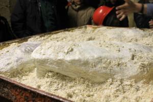  talcum powder could contain traces of asbestos
